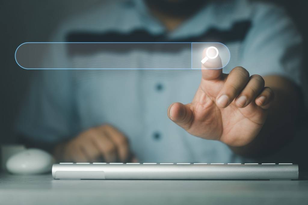 how to use keywords for SEO articles